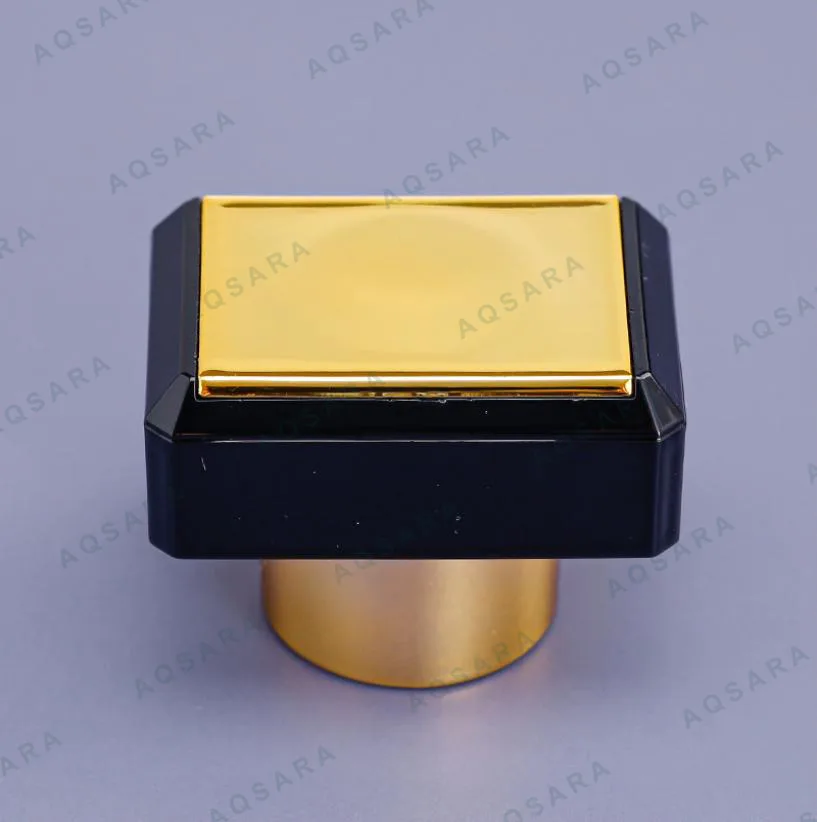 cross letter cap gold